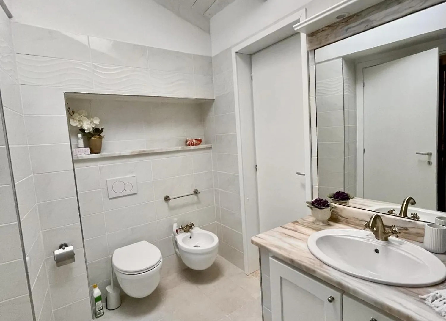 Salina Holiday Home Studio Flat كالاسيتا