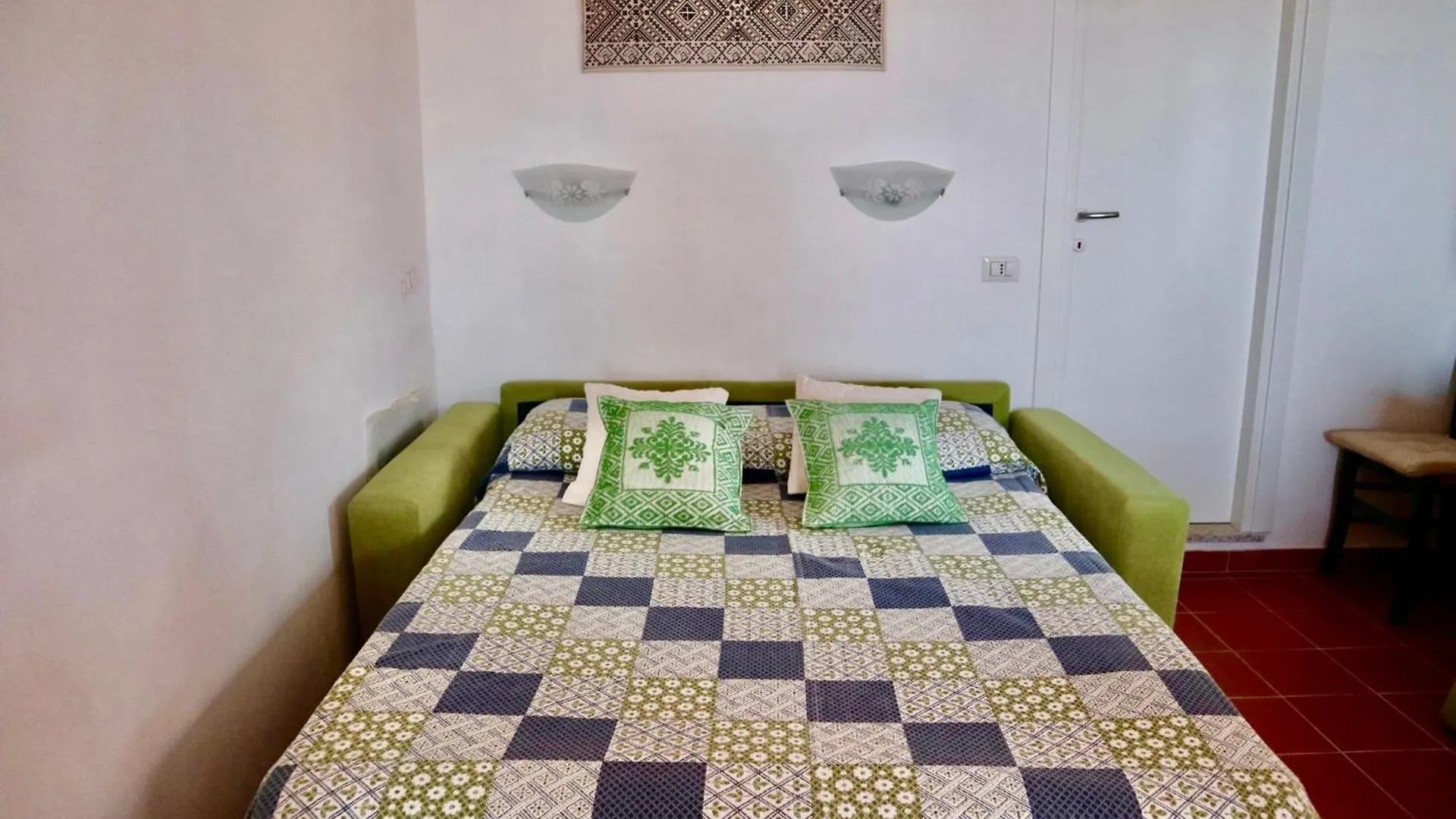 Salina Holiday Home Studio Flat كالاسيتا 0*,